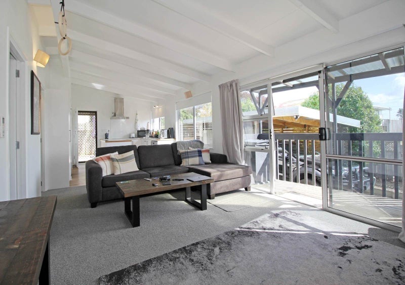 63 Beachlands Road, Beachlands, Auckland - Carousel 1