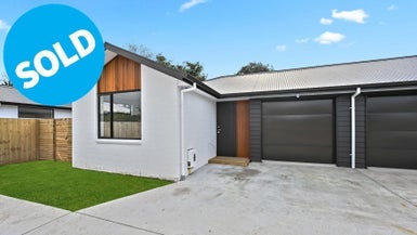 2/9 Taylor Terrace, St Andrews, Hamilton - Carousel 1