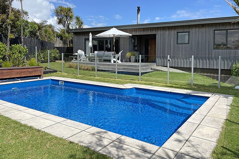 203 Piha Road, New Lynn - Carousel 50