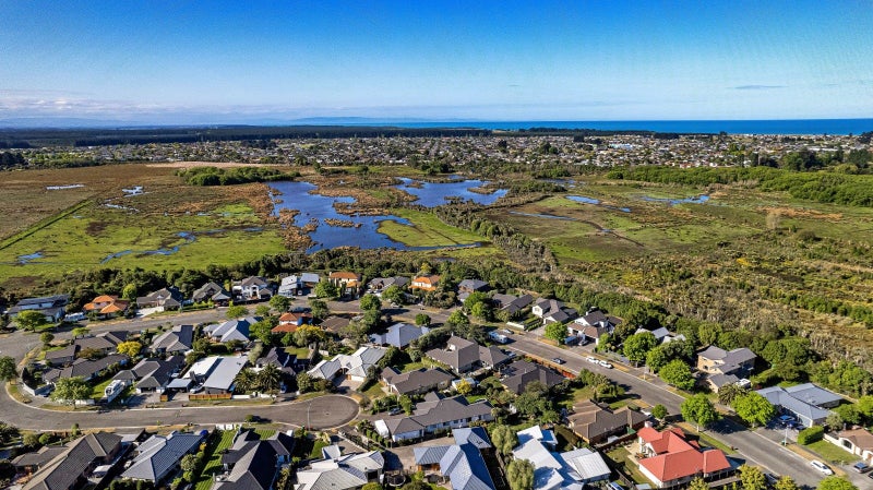 7 Excalibur Place, Burwood, Christchurch - Carousel 32