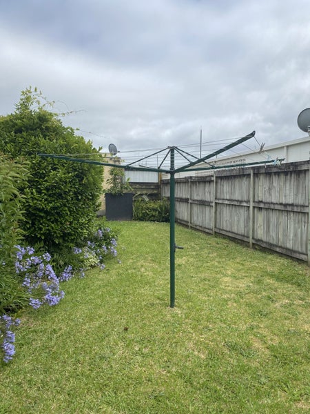 2A Lake Crescent, Hamilton Lake, Hamilton - Carousel 7