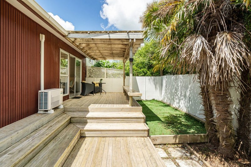 3/24 Hastings Parade, Devonport, Auckland - Carousel 2