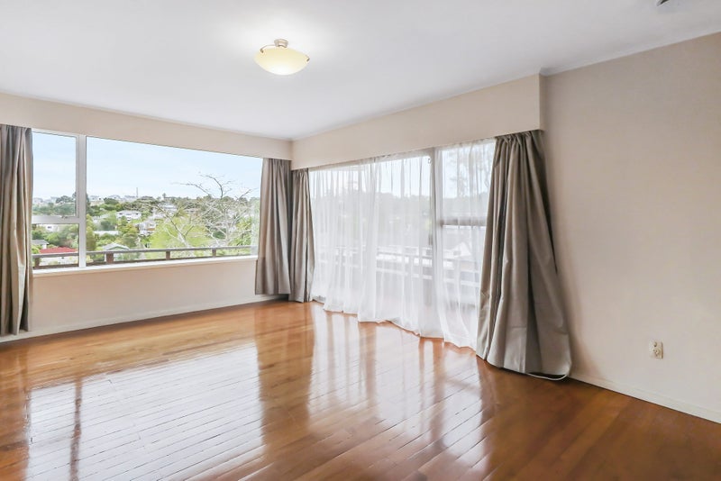 53 Sycamore Drive, Sunnynook, Auckland - Carousel 2