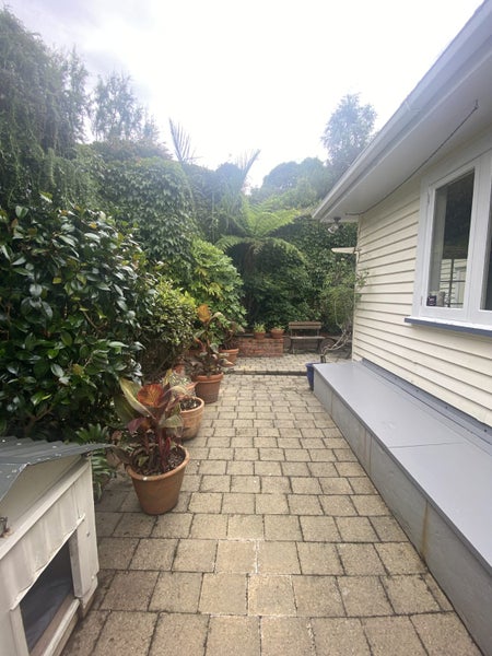 13 Burwah Street, Berhampore, Wellington - Carousel 21