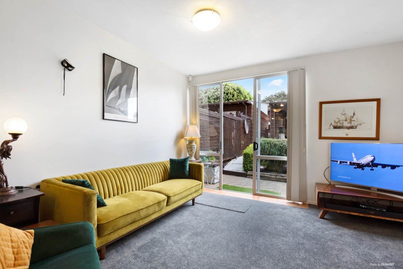 50 Kirikiri Lane, East Tamaki, Auckland - Carousel 2