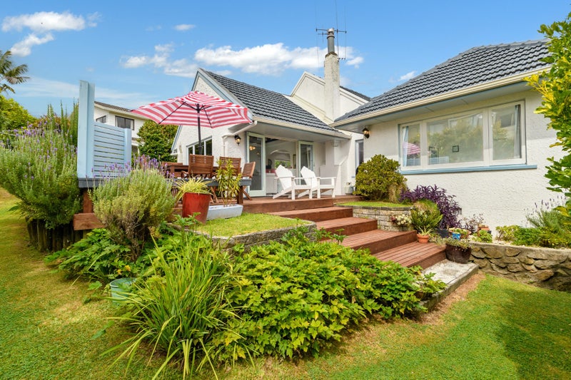 11 Tekoah Place, Judea, Tauranga - Carousel 1