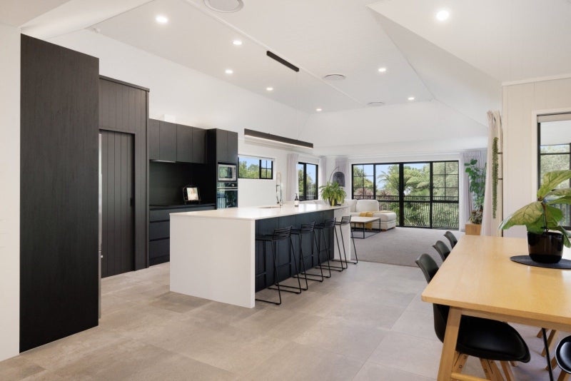 670A Kaitemako Road, Welcome Bay, Tauranga - Carousel 2