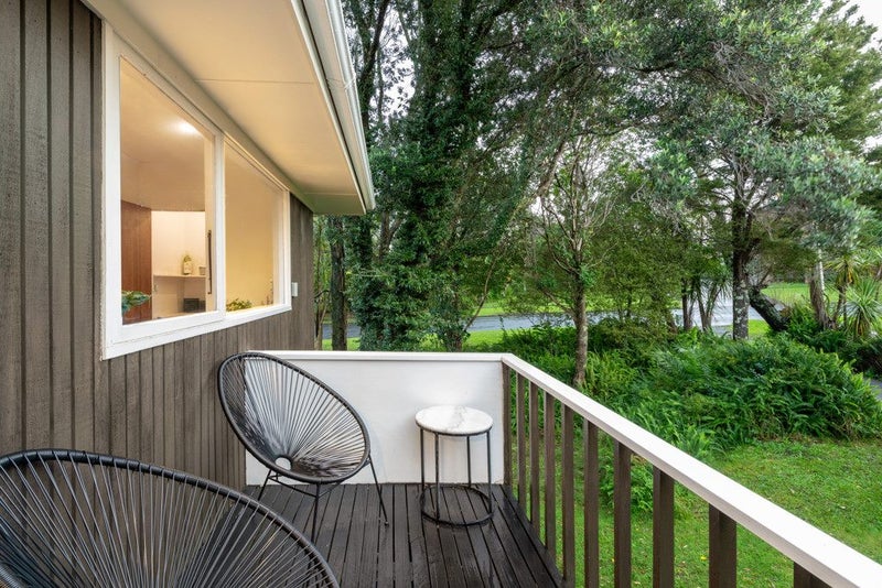 1/39 View Road, Campbells Bay, Auckland - Carousel 2