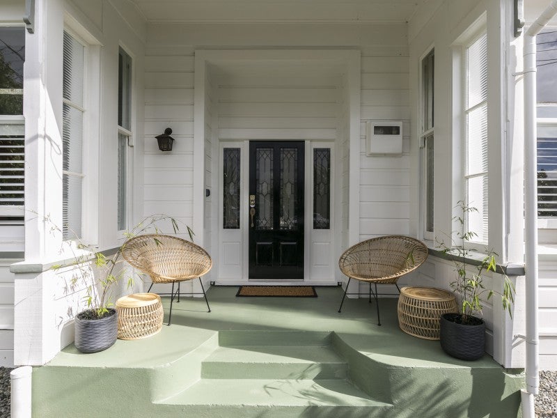 240 Sutherland Road, Lyall Bay, Wellington - Carousel 2