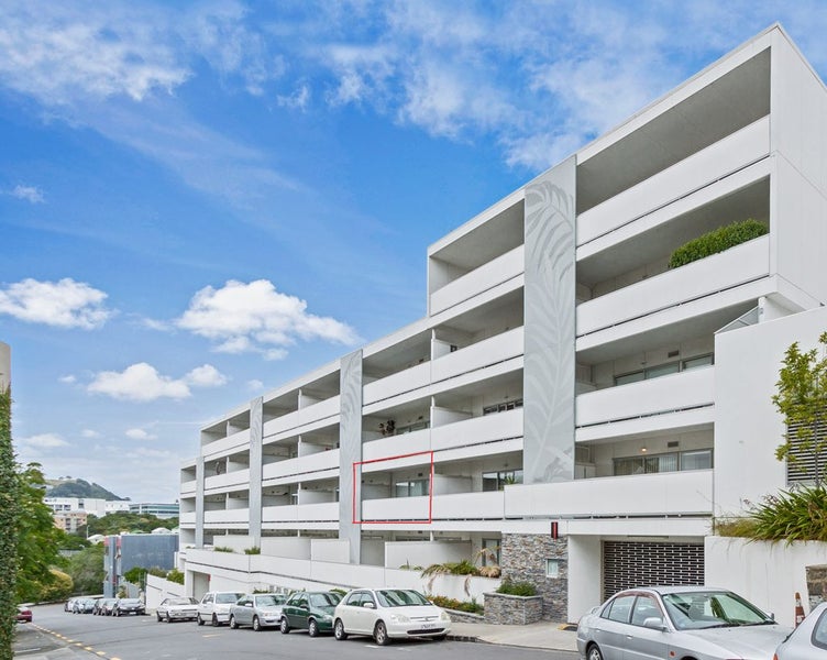 3F/16 Chapman Street, Grey Lynn, Auckland - Carousel 1