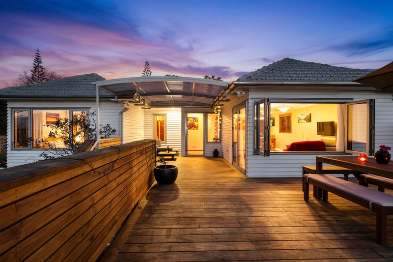 20 Netherton Street, New Windsor, Auckland - Carousel 2