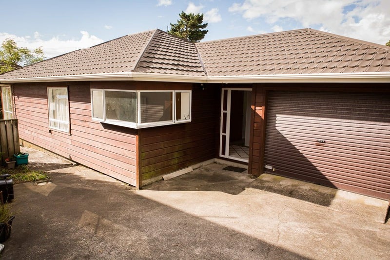 9A Stephen Street, Johnsonville, Wellington - Carousel 2