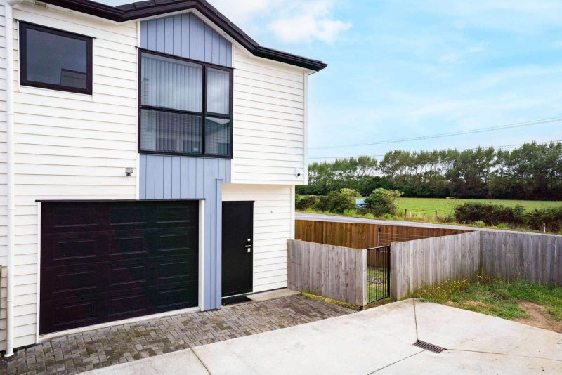 10A Bliss Court, Takanini, Auckland - Carousel 1