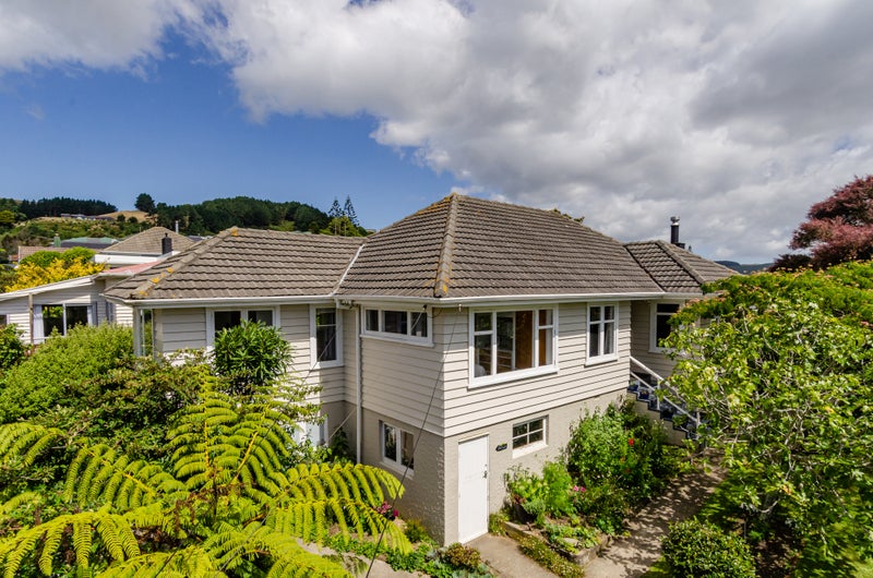 22 Raroa Terrace, Tawa, Wellington - Carousel 17