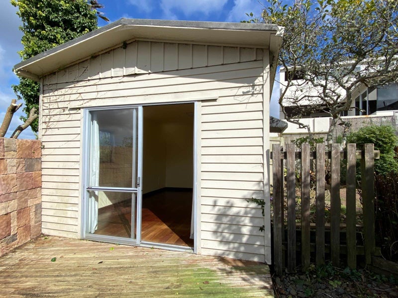 107 Aberdeen Road, Castor Bay, Auckland - Carousel 23