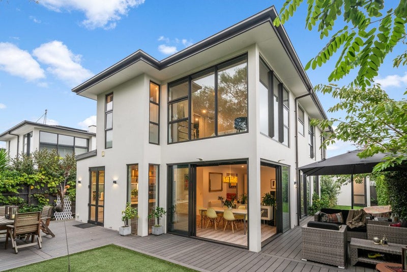 53 Innes Road, St Albans, Christchurch - Carousel 1