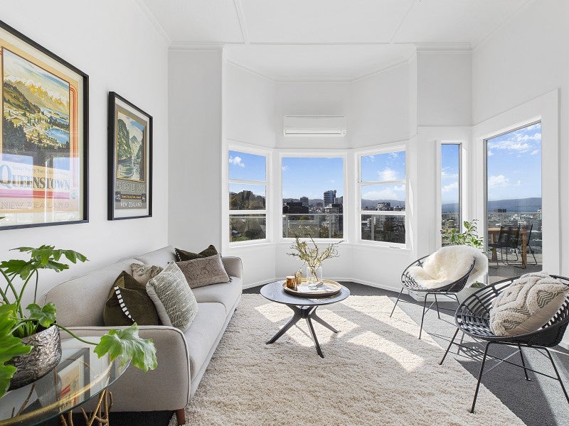 12 Maarama Crescent, Aro Valley, Wellington - Carousel 2