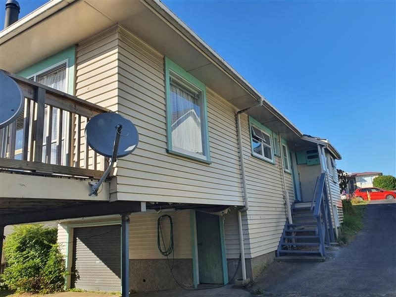 1/39 Littlejohn Street, Hillsborough, Auckland - Carousel 12