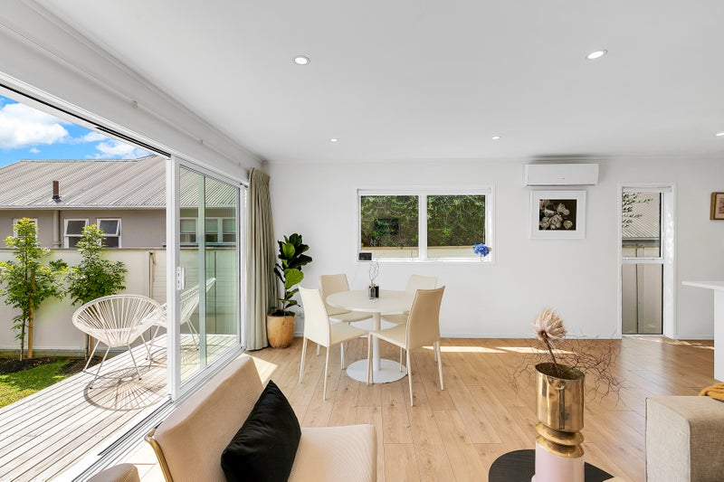 259A Meola Road, Point Chevalier, Auckland - Carousel 1