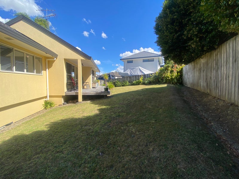 7 Ellenbury Place, Stanmore Bay, Whangaparaoa - Carousel 9