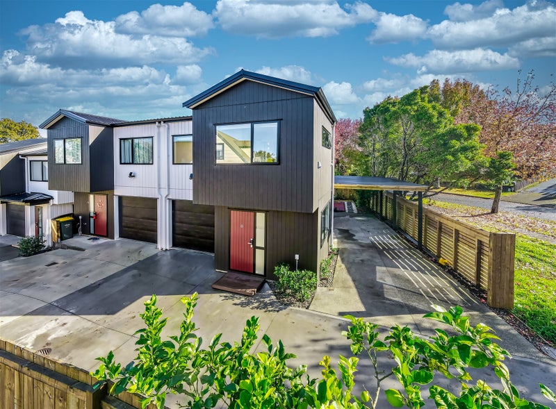 8A Orinda Close, Botany Downs, Auckland - Carousel 30