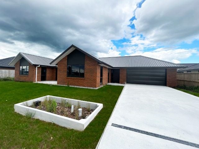 28 Kourataki Road, Baverstock, Hamilton - Carousel 1