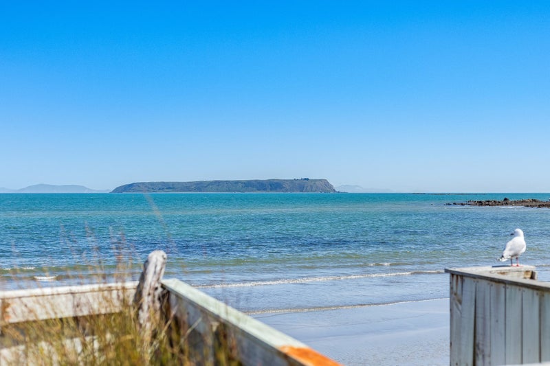 32 Steyne Avenue, Plimmerton, Porirua - Carousel 1