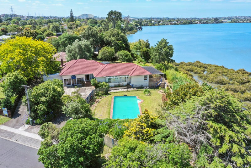 26 Curlew Bay Road, Otahuhu, Auckland - Carousel 2