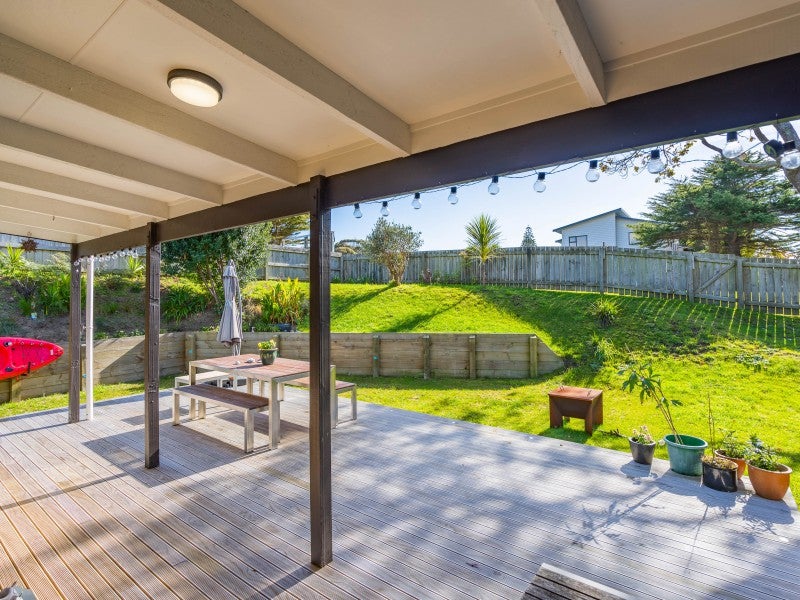 2 Rainbow Court, Raumati South, Paraparaumu - Carousel 26