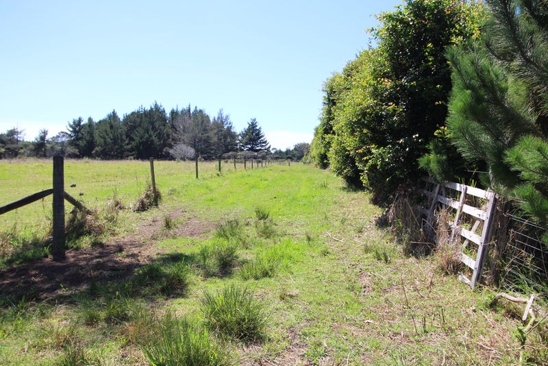 347 Kimberley Road, Houhora - Carousel 1