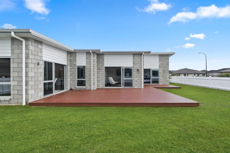 2 Rigg Place, Flagstaff, Hamilton - Carousel 2