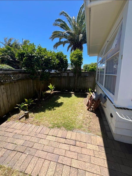 2/46 Carlton Gore Road, Grafton, Auckland - Carousel 1