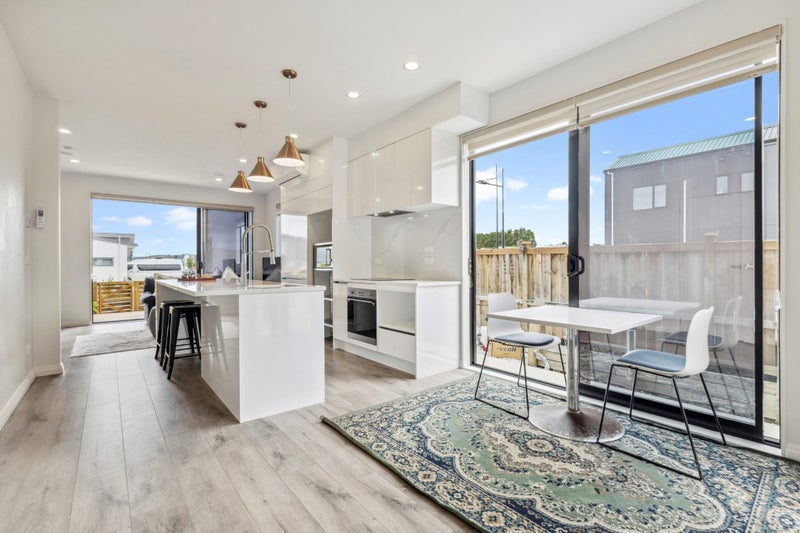 22 Parahau road, Papakura, Auckland - Carousel 2