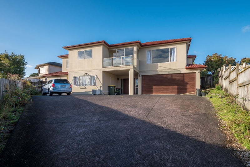 42 Mandeville Place, Unsworth Heights, Auckland - Carousel 1