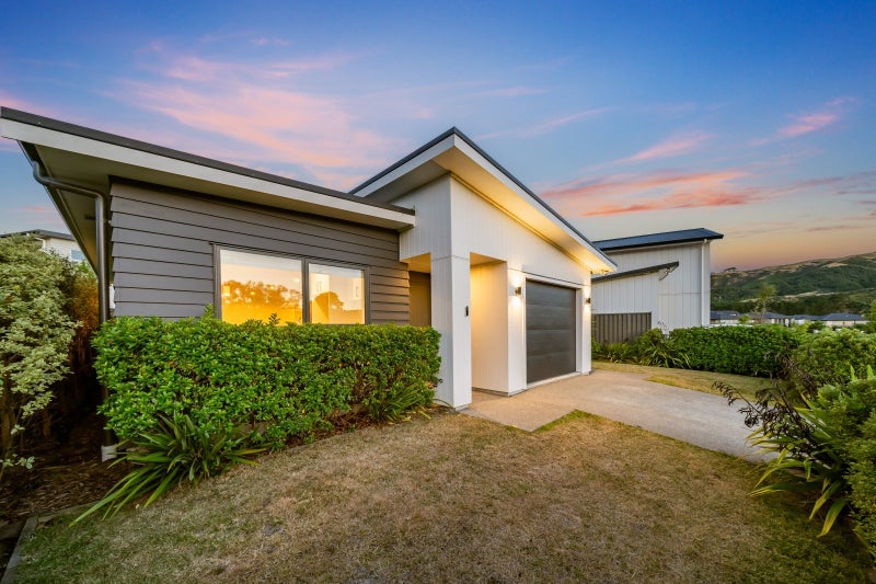 6 Pateke Drive, Kenepuru, Porirua - Carousel 2