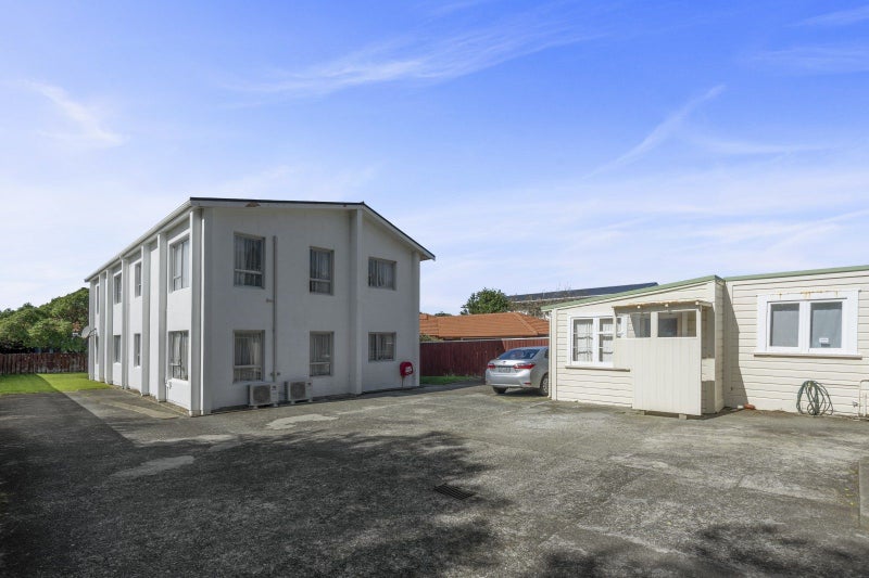 65 Freyberg Street, Lyall Bay, Wellington - Carousel 2