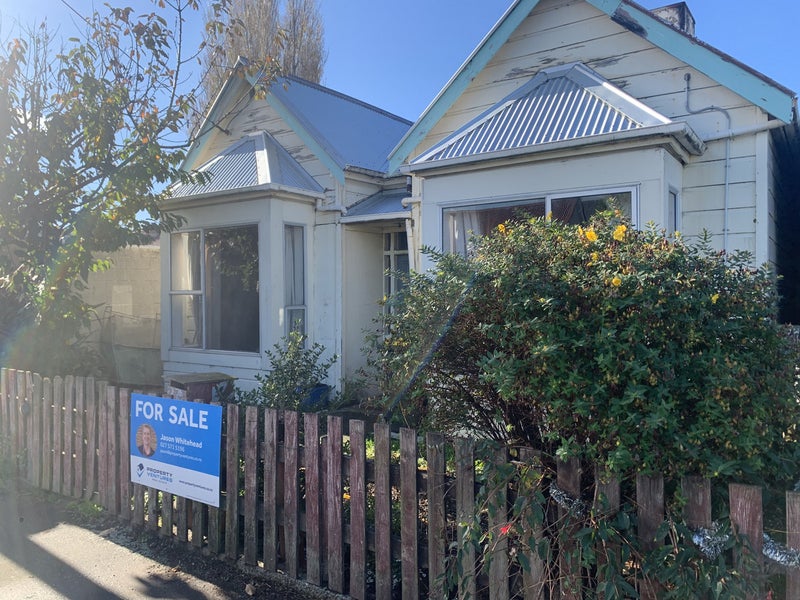 40 Eastbourne Street, Caversham, Dunedin - Carousel 1