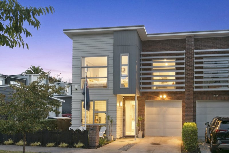 2 Station Street, Hobsonville, Auckland - Carousel 2