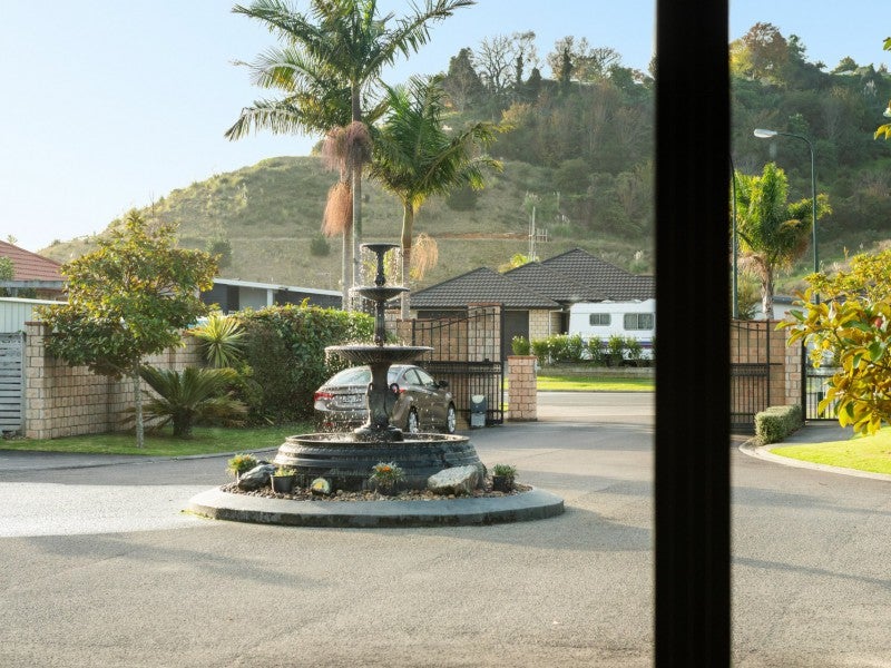 12/100 Millers Road, Brookfield, Tauranga - Carousel 16