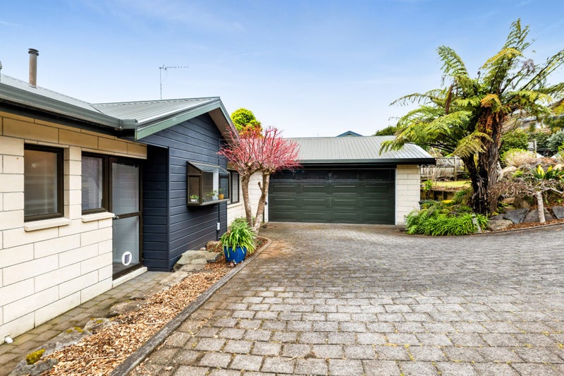 23B Veale Road, Frankleigh Park, New Plymouth - Carousel 2