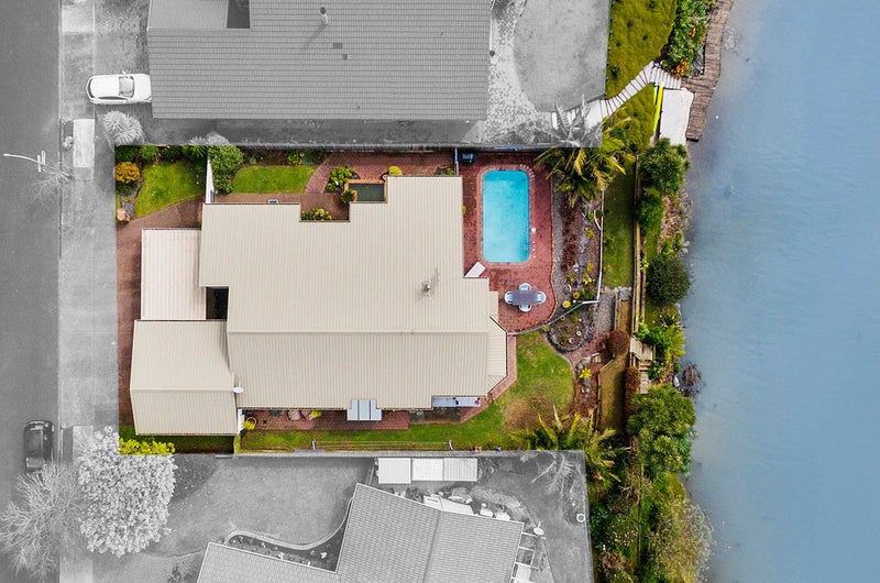 14 Freelance Terrace, Pahurehure, Papakura - Carousel 21