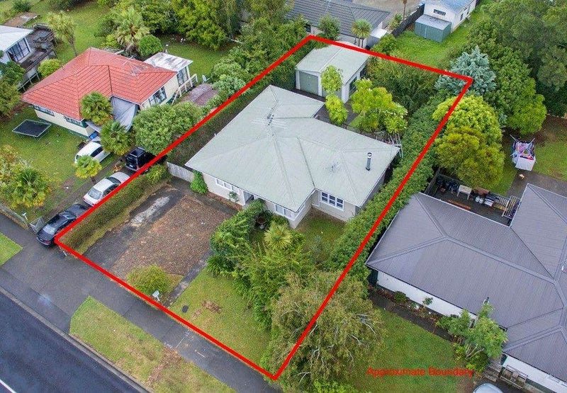 9 Farringdon Street, Glen Innes, Auckland - Carousel 19