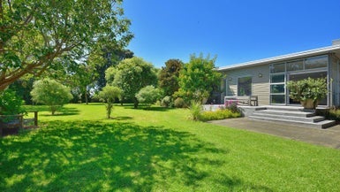 24 Lloyd George Road, Wainui, Gisborne - Carousel 1