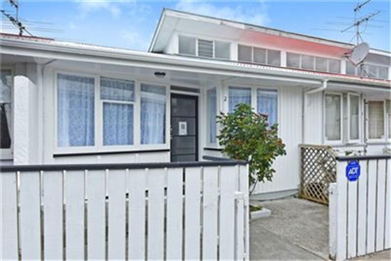 2/518 Fergusson Drive, Trentham, Upper Hutt - Carousel 1