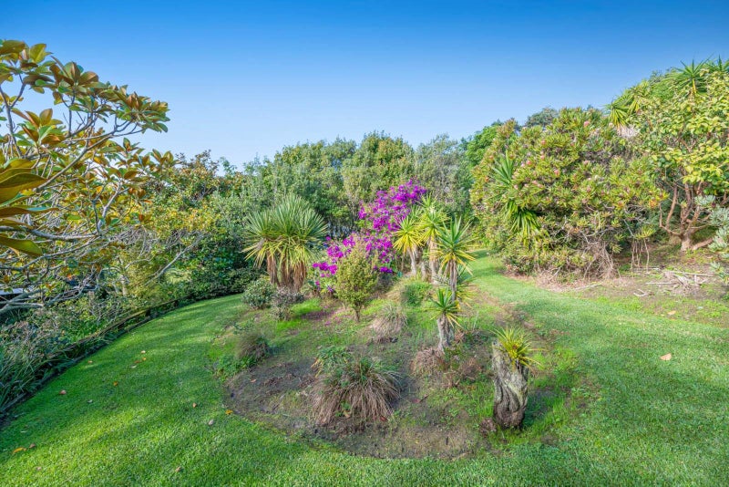 6 Careen Grove, Gulf Harbour, Rodney, Auckland - Carousel 2