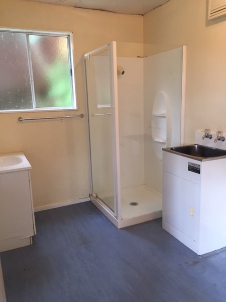 13 Haven Grove, Naenae, Lower Hutt - Carousel 12