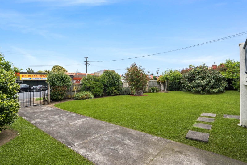 83 Melrose Road, Mount Roskill, Auckland - Carousel 2