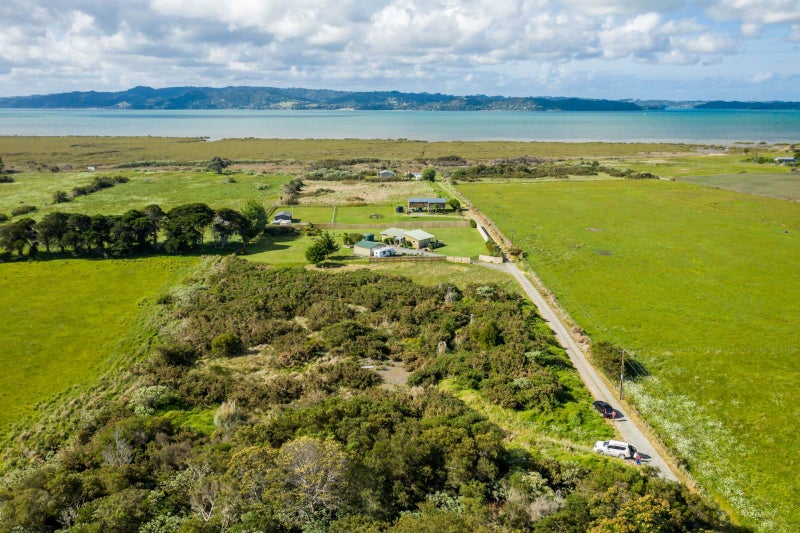 294 Takahiwai Road, Whangarei - Carousel 1