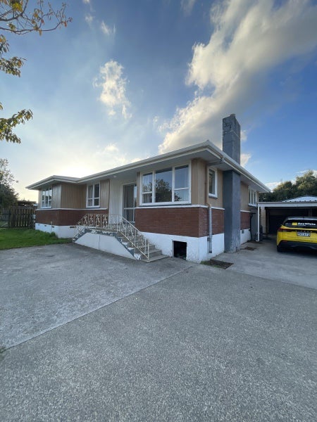 27 Main Road, Makaraka, Gisborne - Carousel 2