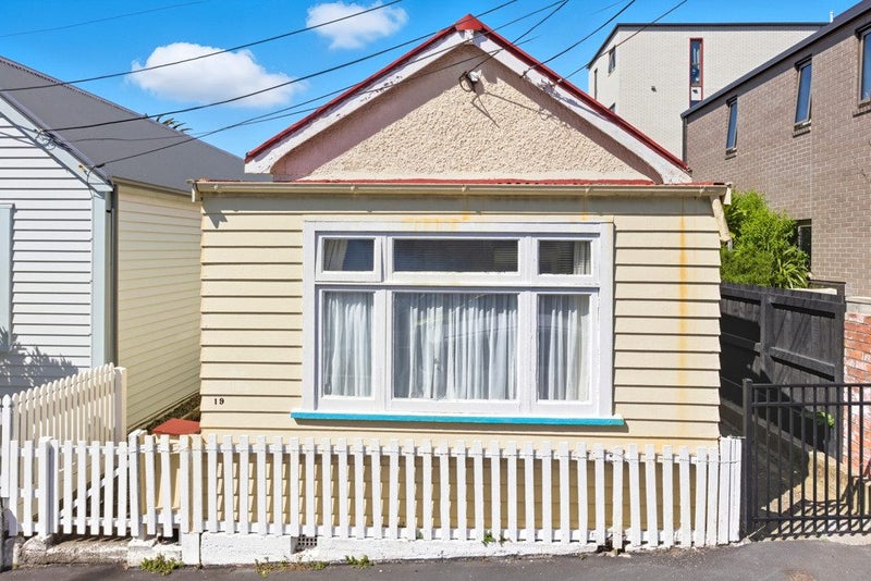 19 Rolleston Street, Mount Cook, Wellington - Carousel 17